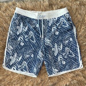Tropical Blue Leaf Men's Board Shorts